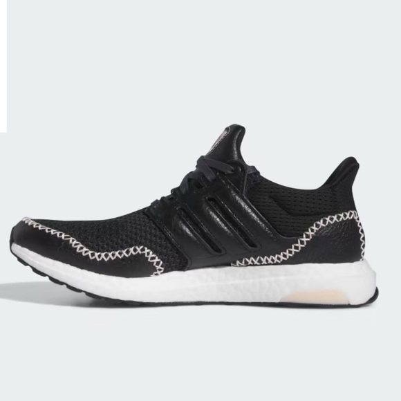 adidas UltraBOOST 1.0 DNA Black Wonder Quartz - Picture 4 of 11